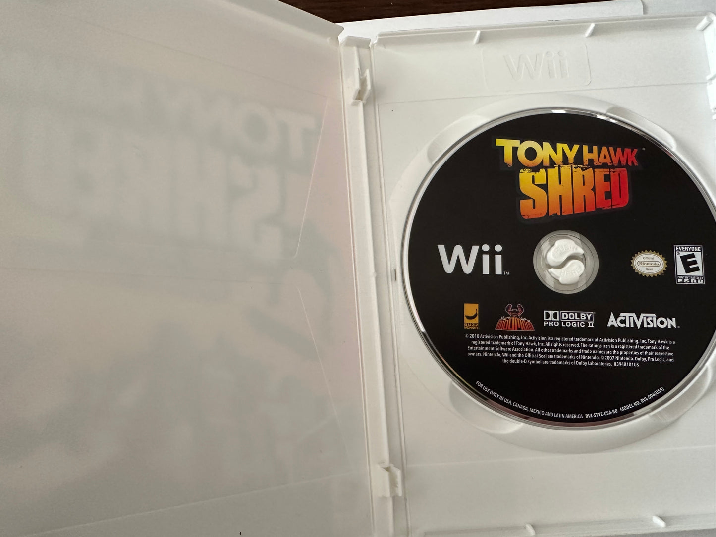 Tony Hawk shred big air for the Wii. Missing manual.