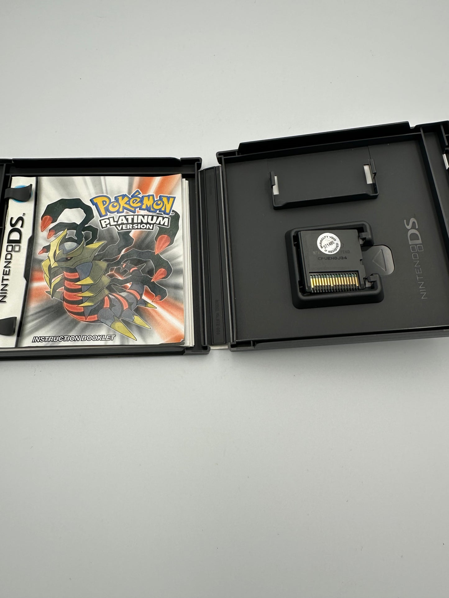 Pokémon platinum for Nintendo DS