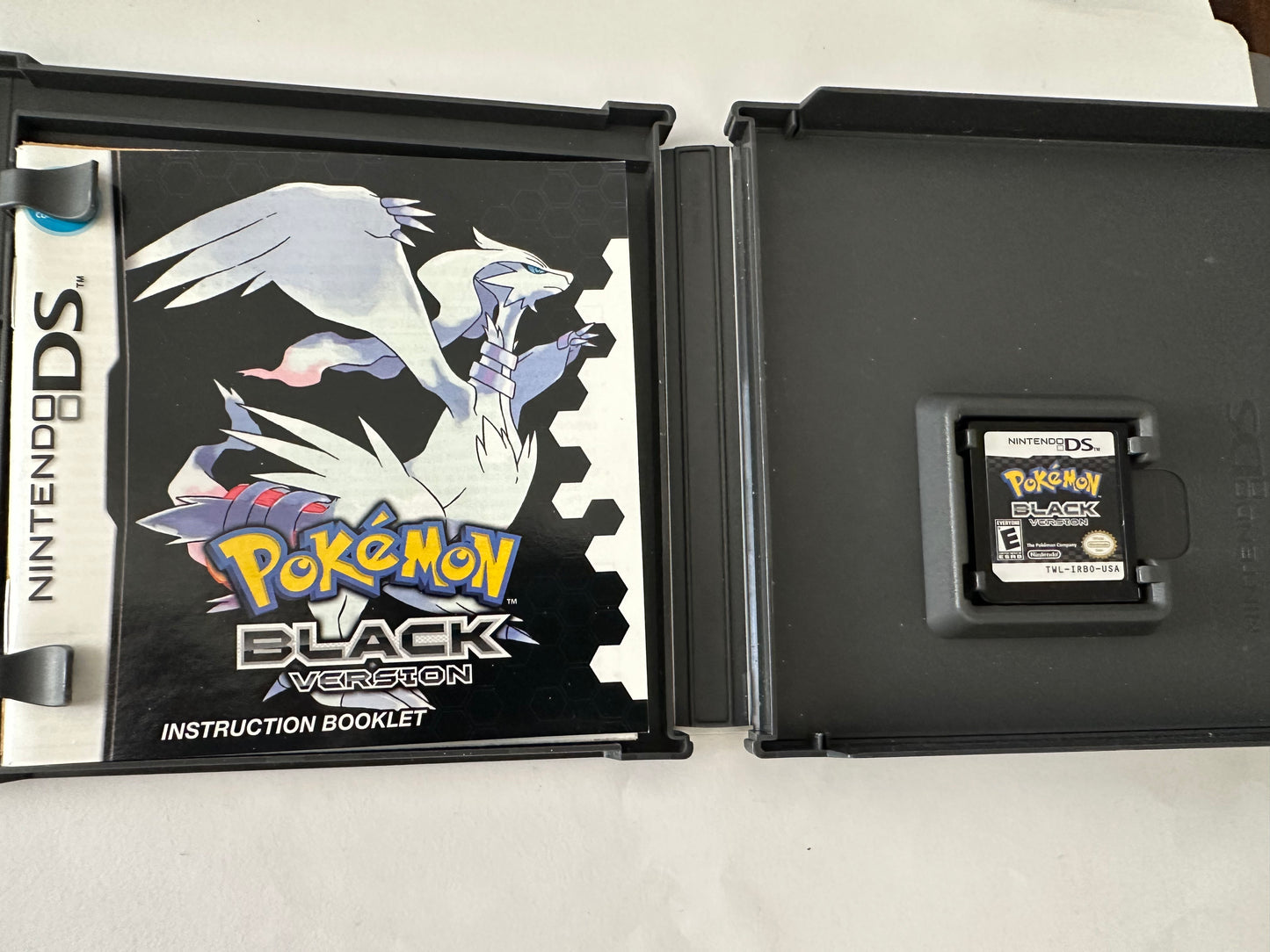 Pokémon black version for Nintendo DS