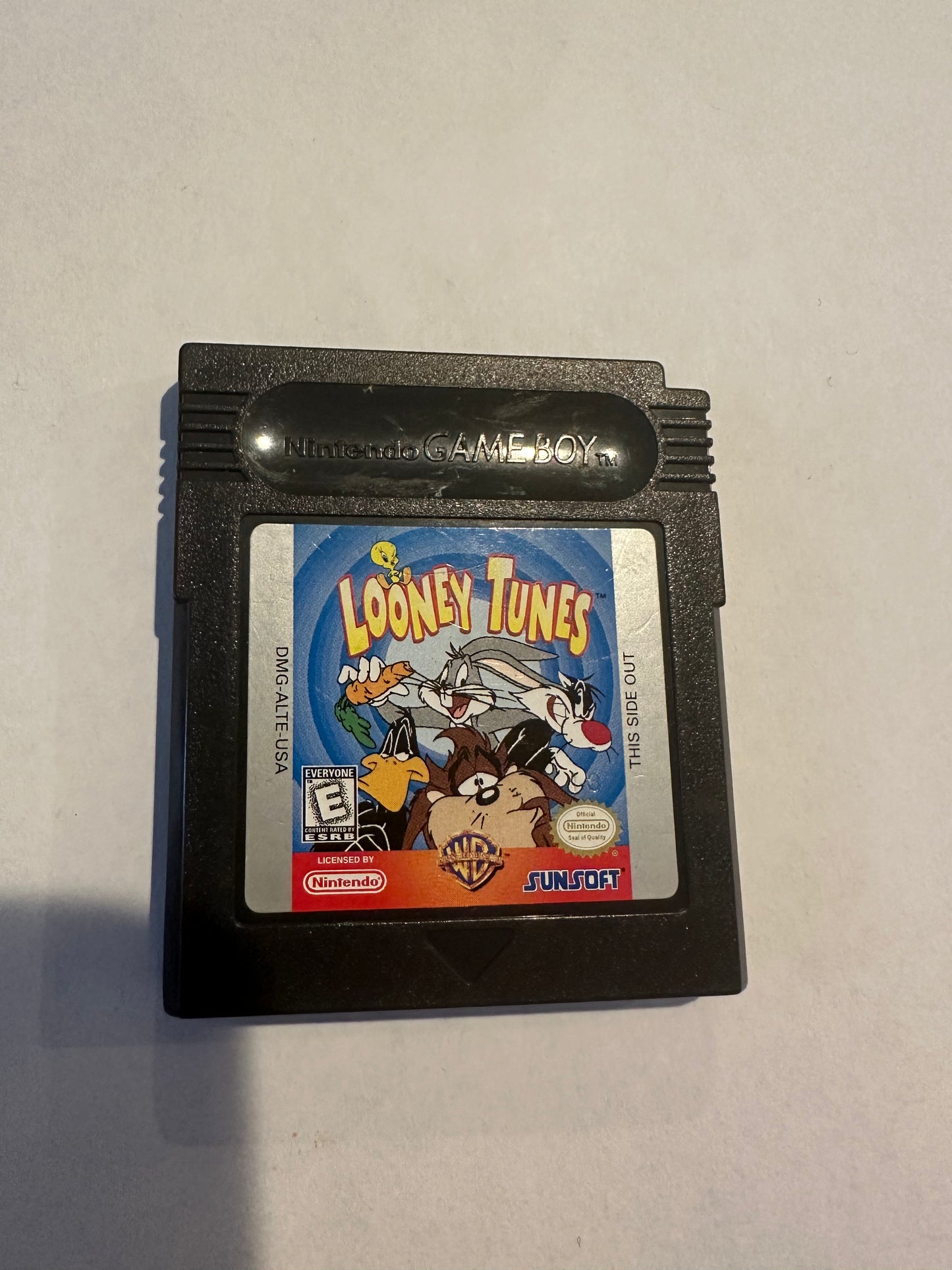 Looney tunes. Game only.