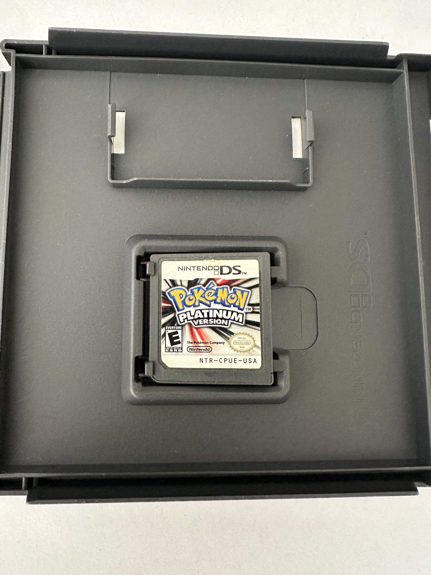 Pokémon platinum for the Nintendo DS